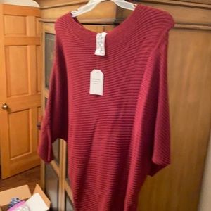 Sadie & Sage burgundy sweater